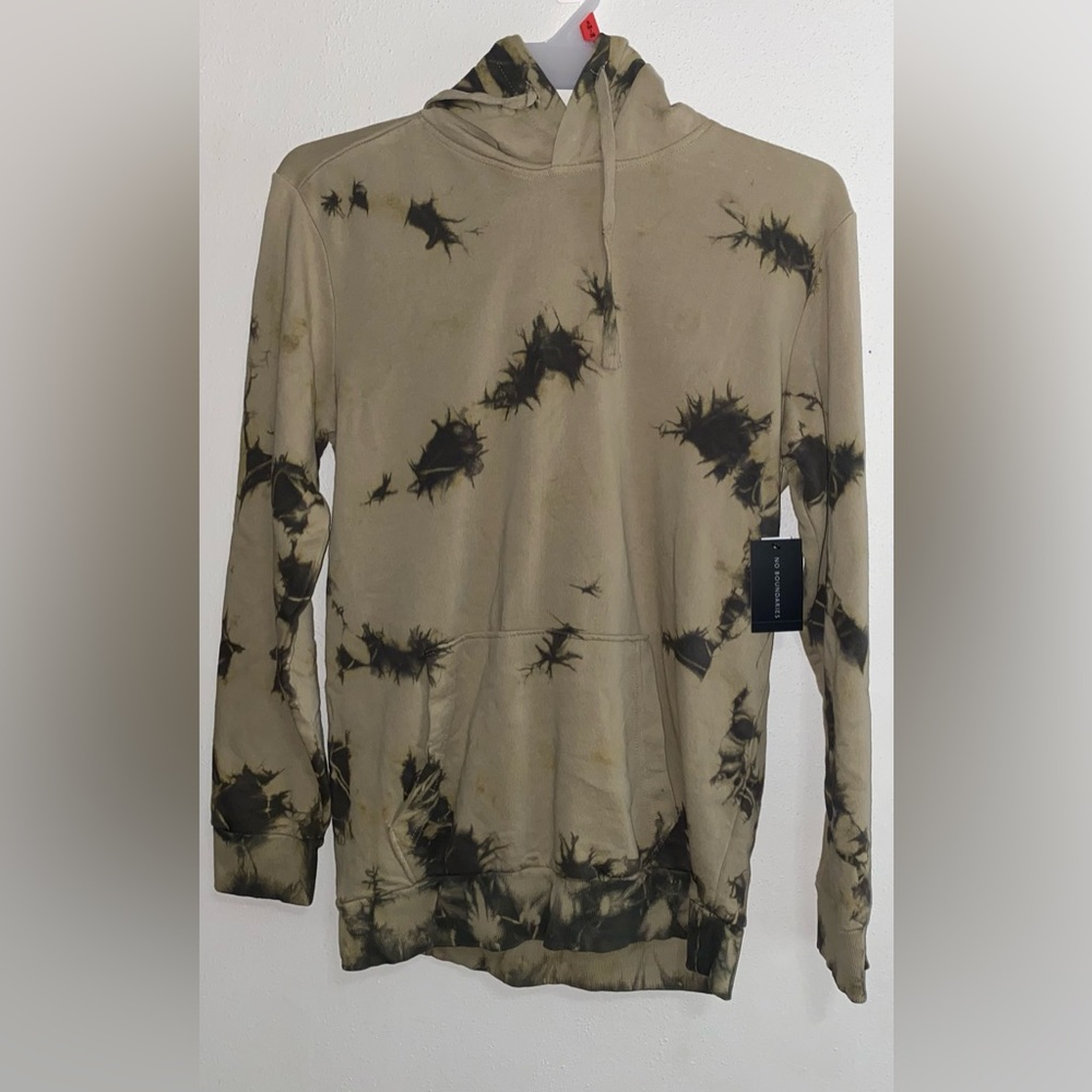 No Boundaries tie dye hoodie